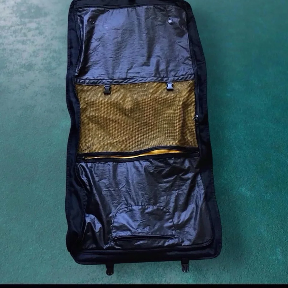 Tumi Tech Black Nylon Garment Bag